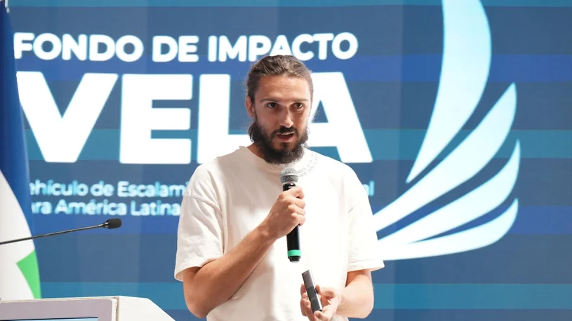 Lanzamiento Fondo Vela 4
