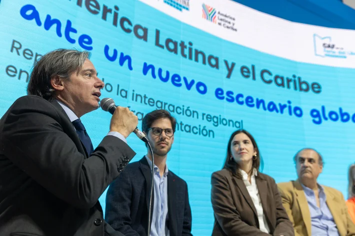 Integracion Regional En Tiempos Fragmentacion 4