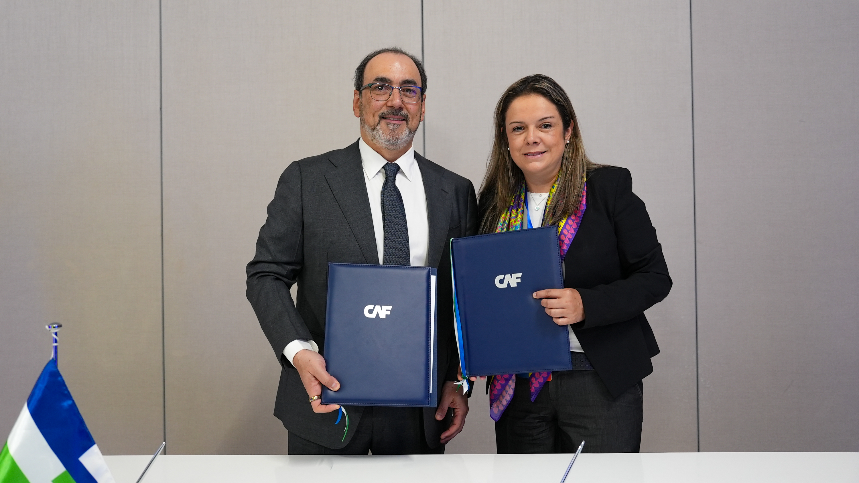 CAF y la Fundación Rockefeller sellan alianza estratégica para ampliar las oportunidades en América Latina y el Caribe