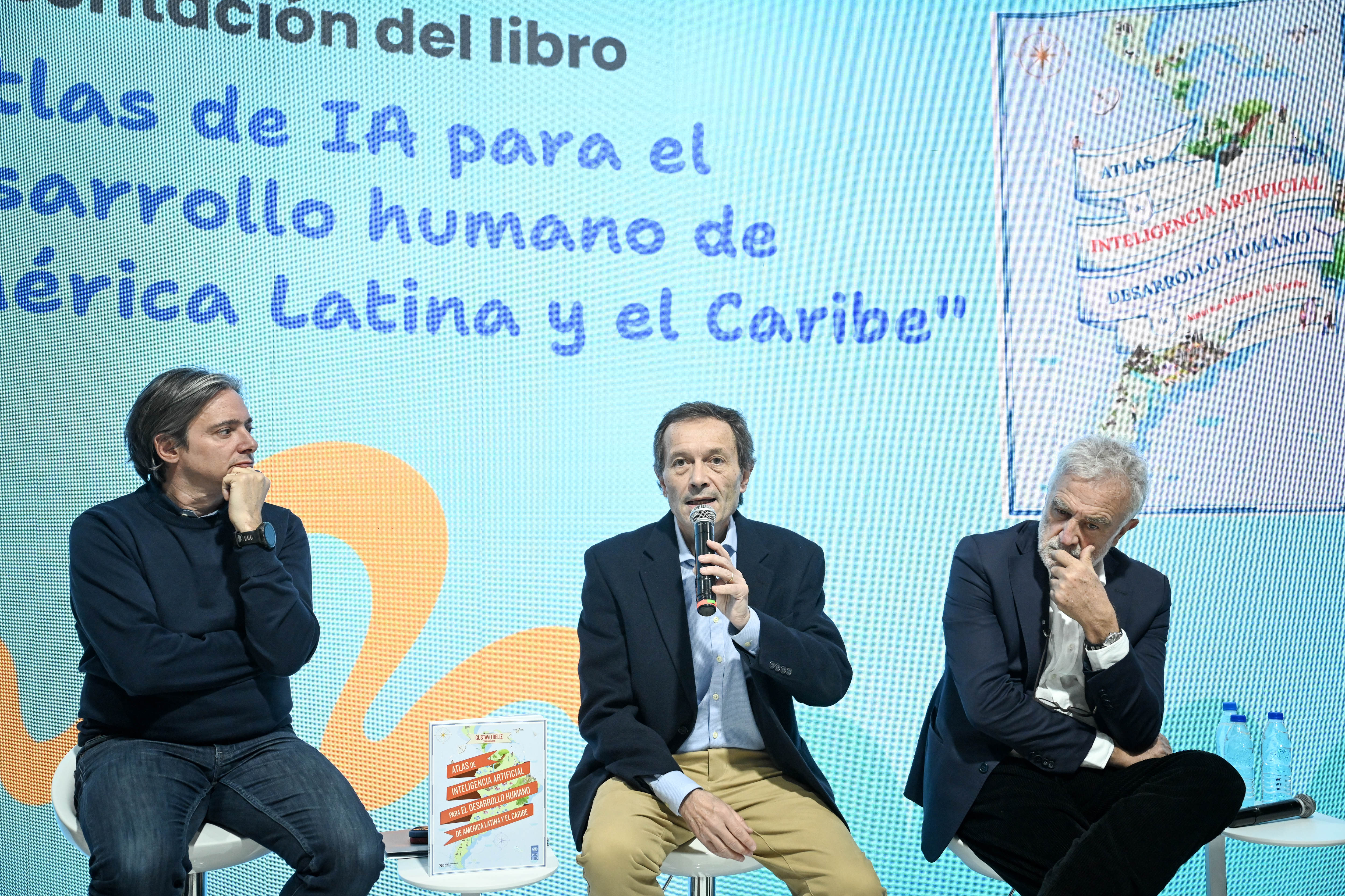 CAF presentó en la Feria del Libro el “Atlas de IA para el desarrollo humano de América Latina y el Caribe”