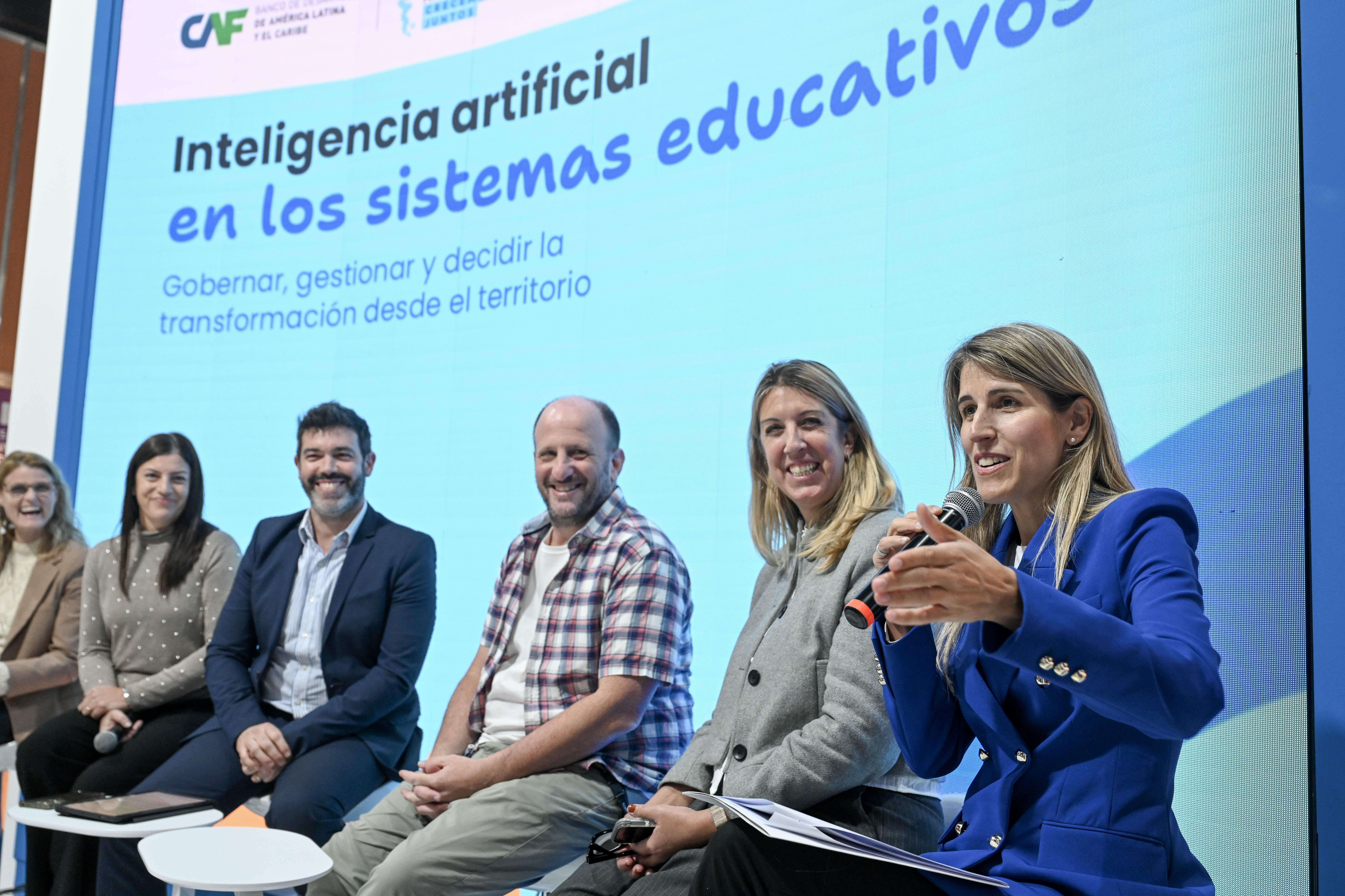 Inteligencia artificial en los sistemas educativos: gobernar, gestionar y decidir la transformación desde el territorio