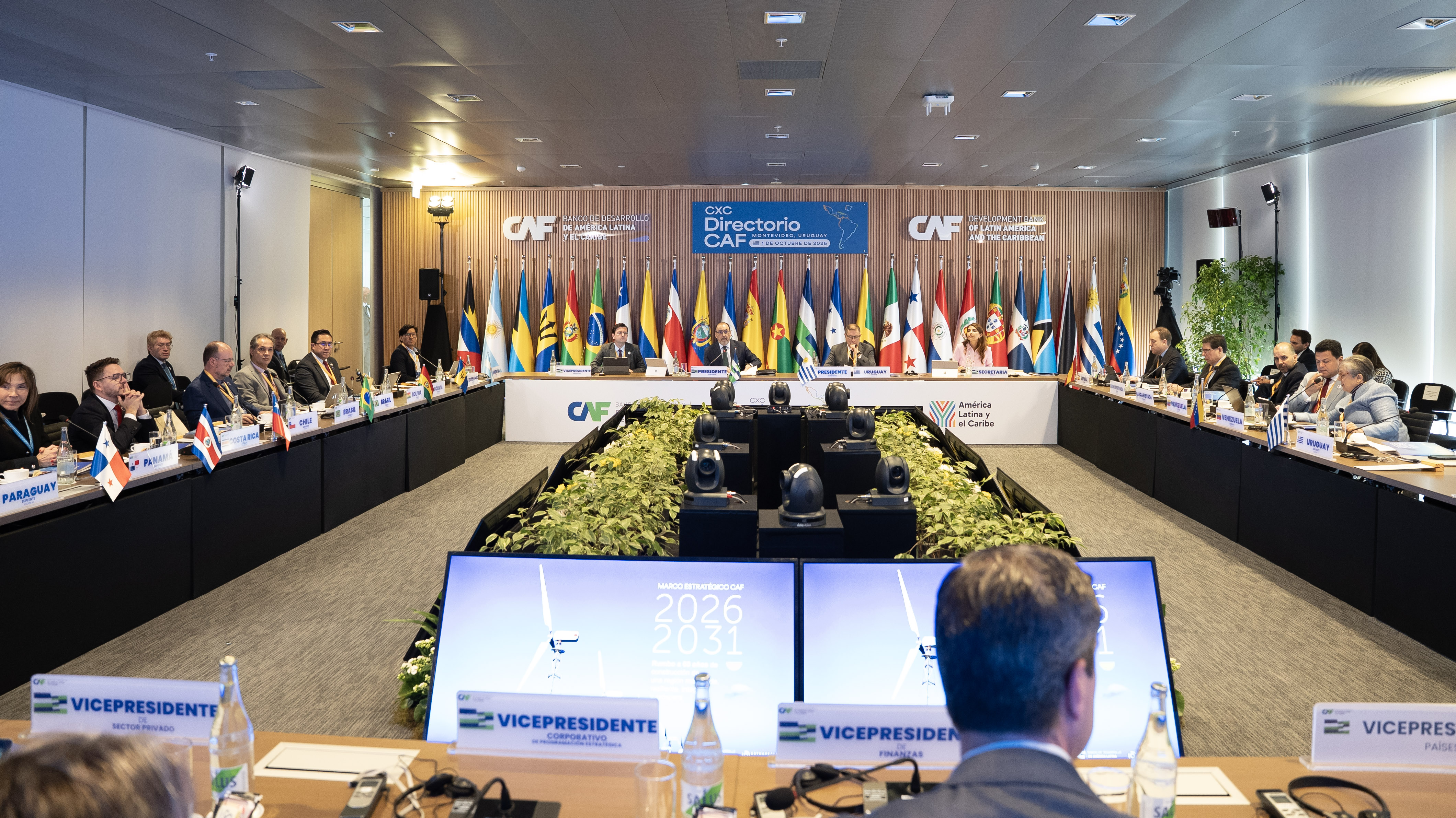 CAF aprueba USD 550 millones para transformar la movilidad y el desarrollo urbano de Medellín