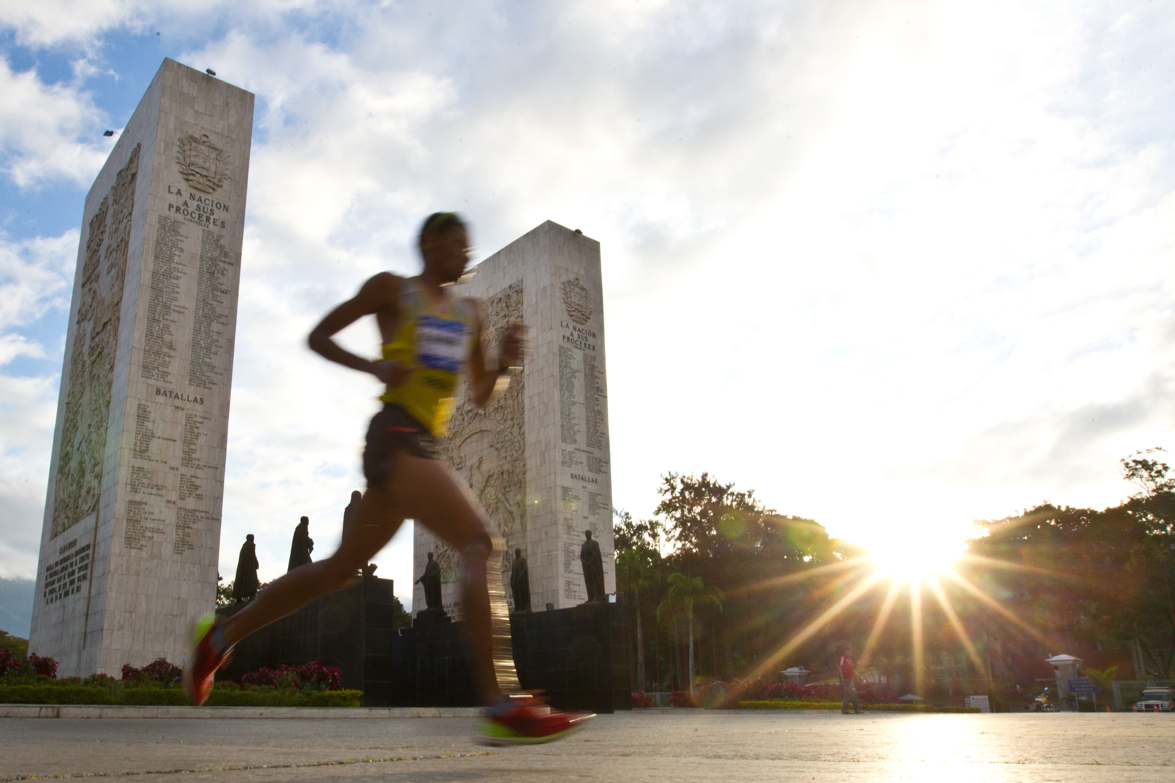 Tercera edicion del Maraton CAF Caracas 2013. (Photo by Carlos Ramirez/Orinoquiaphoto/CAF)